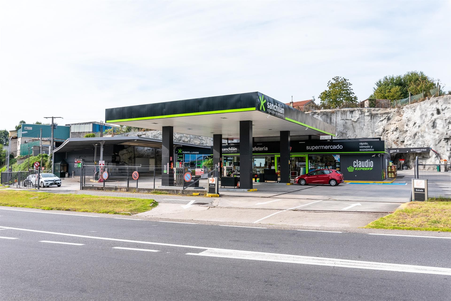  Todo lo que necesitas está en nuestra estación de servicio en Moaña